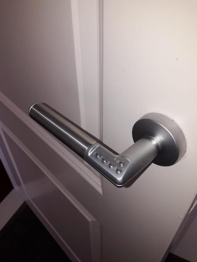 Tweepersoonskamer met 1 of 2 Bedden en Gedeelde Badkamer